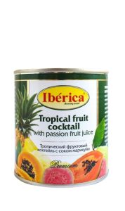 Тропический фруктовый коктейль с соком маракуйи